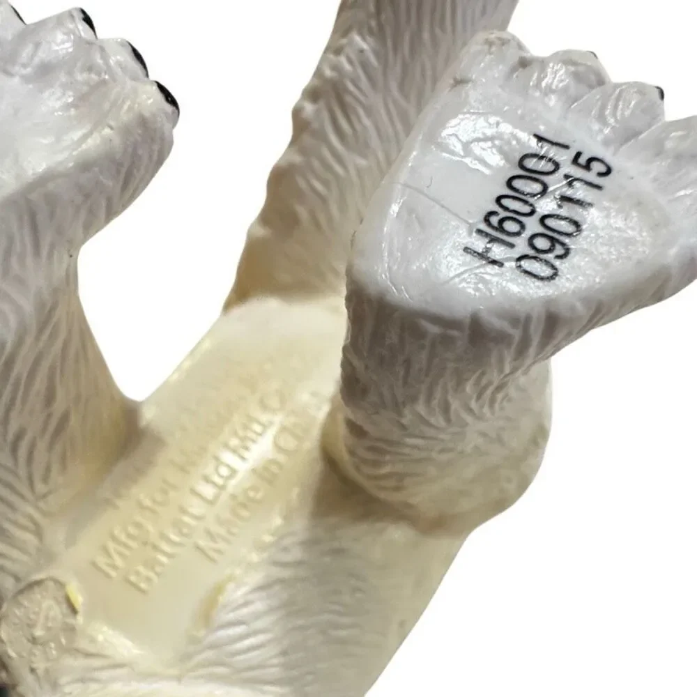 2015 Terra Battat Polar Bear Family Realistic Arctic Animals Set 4 Pcs